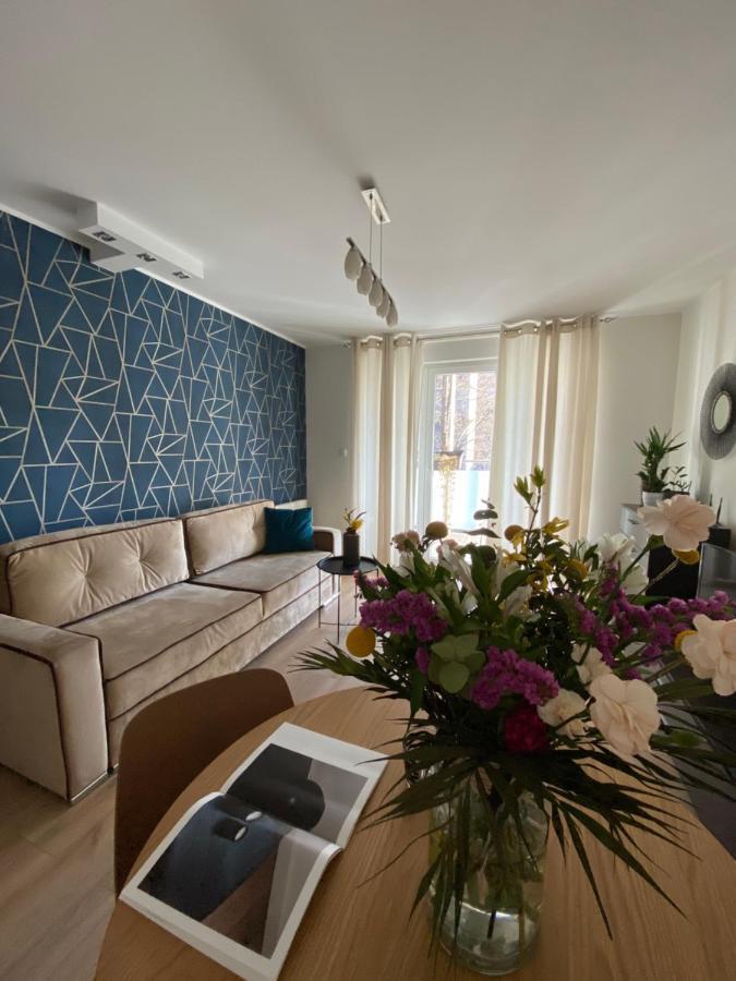 Aravel Suites Вроцлав Екстериор снимка