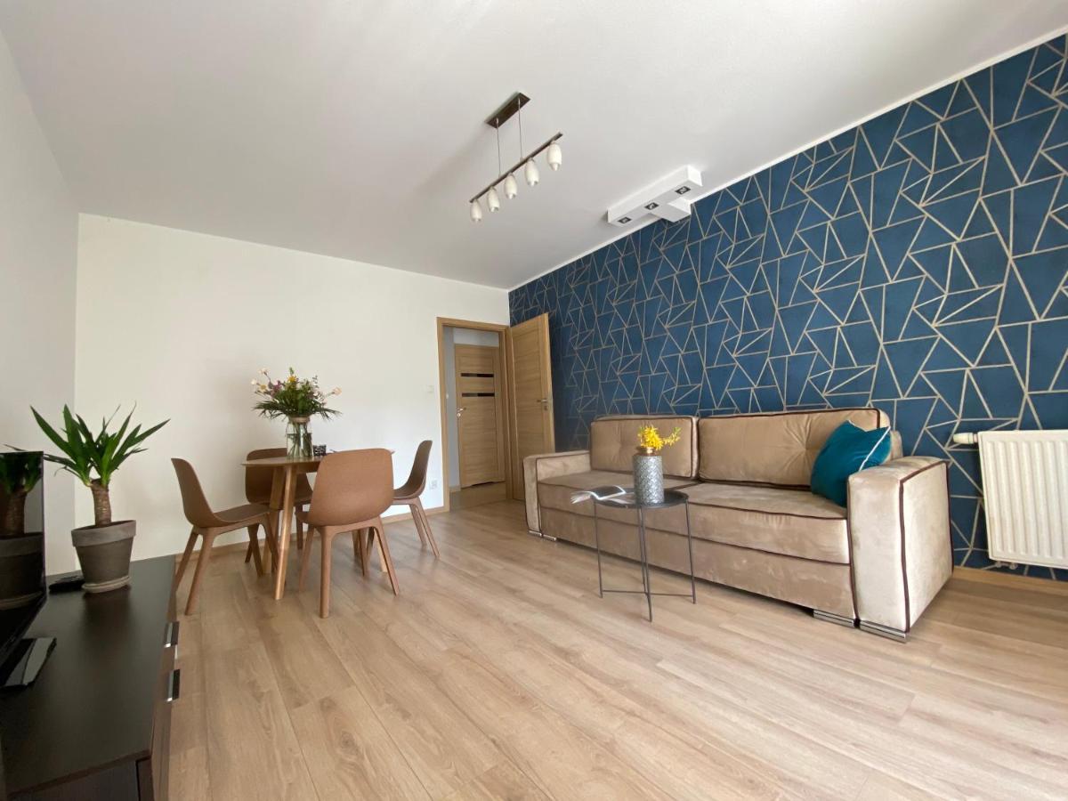 Aravel Suites Вроцлав Екстериор снимка