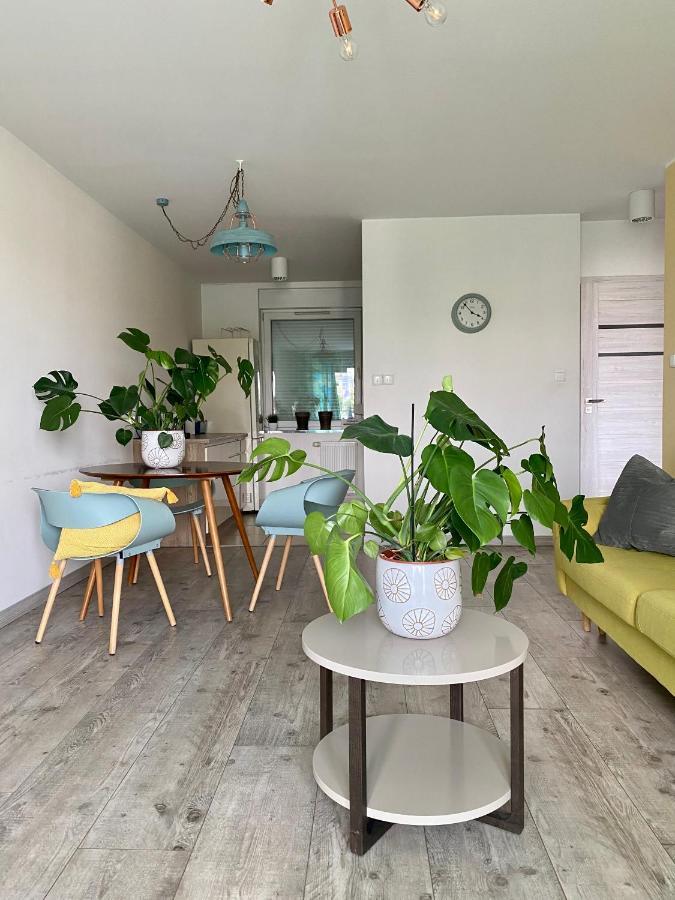 Aravel Suites Вроцлав Екстериор снимка