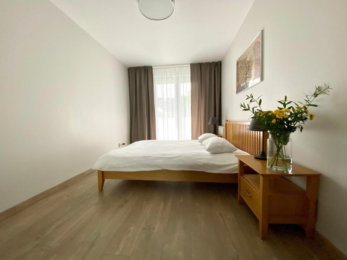 Aravel Suites Вроцлав Екстериор снимка