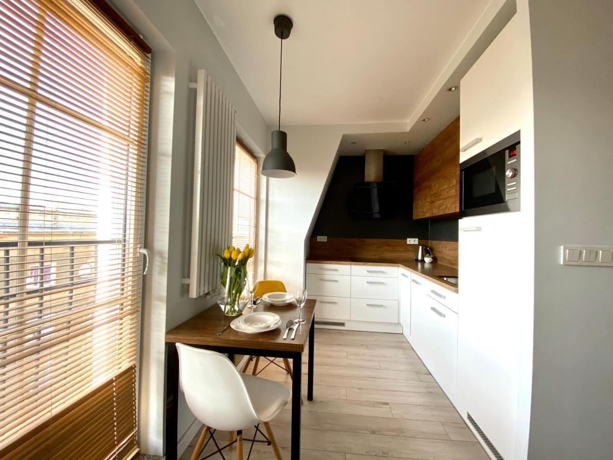 Aravel Suites Вроцлав Екстериор снимка
